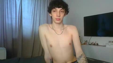 liam online show from 03/05/26, 12:45