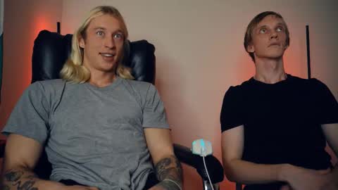 Adonis online show from 10/06/25, 04:32