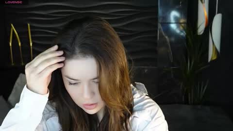 Snapshot of la__melanie chatting on 11/25/25, 09:04 Melanie online show from 11/25/25, 09:04