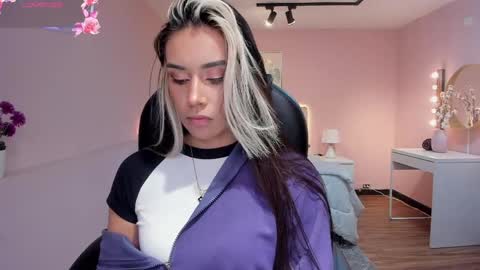 T A T I A N A online show from 06/09/26, 11:33
