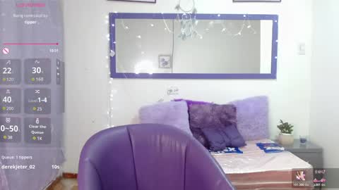 Snapshot of la_negritaa chatting on 05/27/26, 01:57 Sara online show from 05/27/26, 01:57