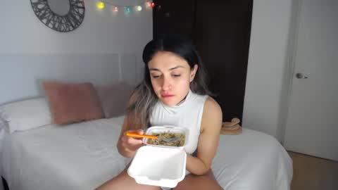 Catalina online show from 04/19/26, 05:29