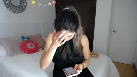 Snapshot of la_rola_ chatting on 05/03/26, 01:22 Catalina online show from 05/03/26, 01:22