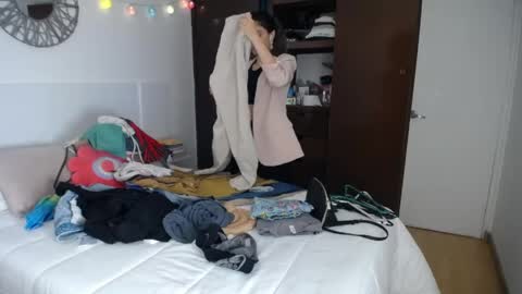 Snapshot of la_rola_ chatting on 05/05/26, 04:31 Catalina online show from 05/05/26, 04:31