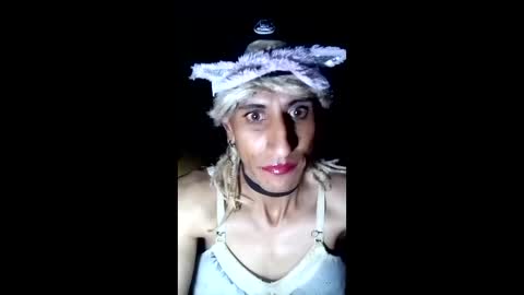 labestiareconoseme44420 online show from 03/16/26, 05:44