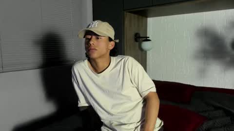 Snapshot of labrinthteasing chatting on 02/07/26, 03:05 labrinthteasing online show from 02/07/26, 03:05