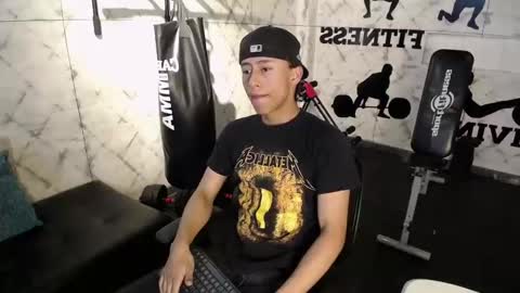 Snapshot of labrinthteasing chatting on 02/09/26, 12:31 labrinthteasing online show from 02/09/26, 12:31