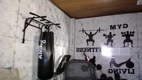 Snapshot of labrinthteasing chatting on 02/20/26, 01:11 labrinthteasing online show from 02/20/26, 01:11