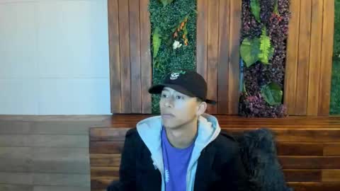 Snapshot of labrinthteasing chatting on 02/23/26, 12:13 labrinthteasing online show from 02/23/26, 12:13