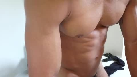Snapshot of lacasadelosmunecosbq chatting on 04/29/26, 05:30 Bruno Smith online show from 04/29/26, 05:30