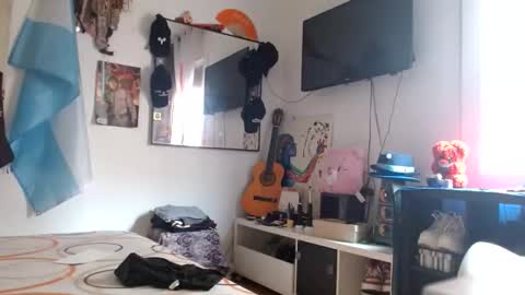 lachicadeldiablo online show from 04/12/26, 11:04