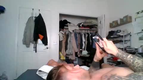 lacrioxcum18 online show from 02/09/25, 11:25