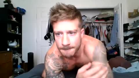 lacrioxcum18 online show from 10/01/25, 04:24