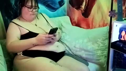 lacy_deville online show from 05/18/26, 10:04