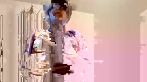 Snapshot of lacybell chatting on 05/02/26, 01:43 lacybell online show from 05/02/26, 01:43