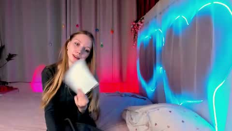 Lada online show from 07/06/26, 05:04