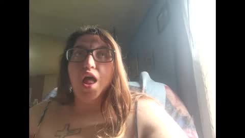 Laddybuggie27 online show from 02/06/25, 06:02