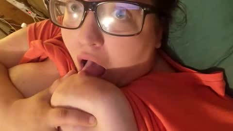 Laddybuggie27 online show from 03/26/26, 05:18