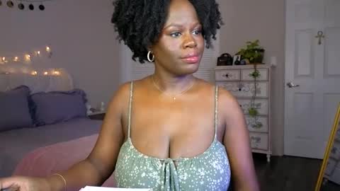 La Diosa Selene online show from 05/22/26, 01:35