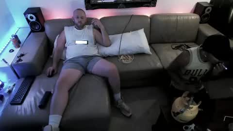 Hectic online show from 02/04/25, 03:26