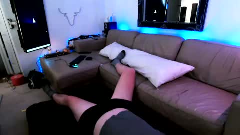 Hectic online show from 02/08/25, 09:04