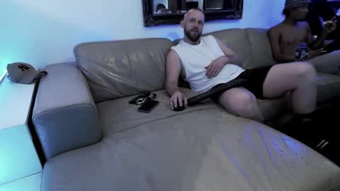 Hectic online show from 02/28/25, 03:48