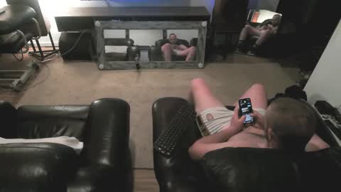 Hectic online show from 10/18/25, 01:23