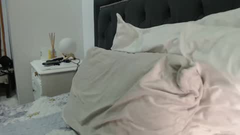 lady____a online show from 01/31/26, 09:35