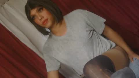 Snapshot of lady_athenax chatting on 05/03/26, 09:48 Athena online show from 05/03/26, 09:48