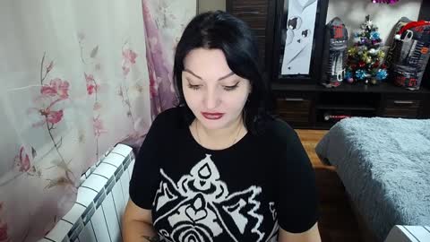 Snapshot of lady_boom_ chatting on 12/23/24, 07:41 lady_boom_ online show from 12/23/24, 07:41