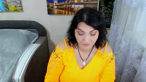 Snapshot of lady_boom_ chatting on 10/10/25, 02:49 lady_boom_ online show from 10/10/25, 02:49