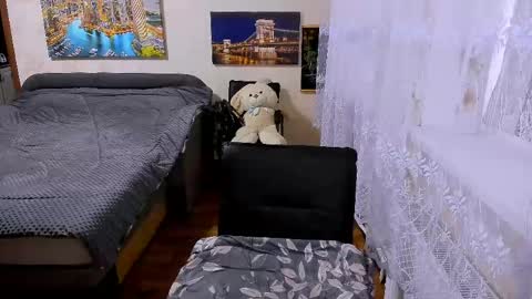 lady_boom_ online show from 05/02/26, 04:01