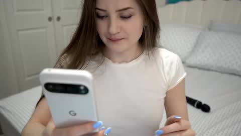 Anna online show from 02/02/25, 12:19