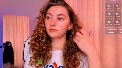 Nika online show from 09/18/25, 11:56