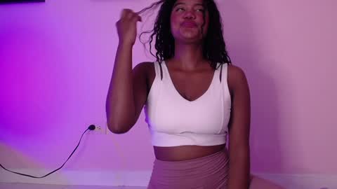 Karla - Instagram   lady karla1 online show from 12/24/24, 12:11