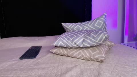 Karla - Instagram   lady karla1 online show from 04/15/26, 07:58