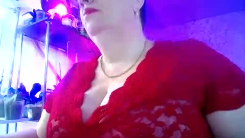 Snapshot of lady_gloria chatting on 07/06/26, 05:15 Lady Gloria online show from 07/06/26, 05:15