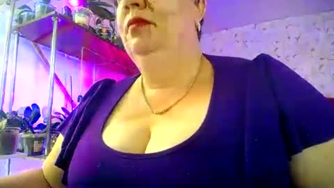 Snapshot of lady_gloria chatting on 07/21/26, 11:45 Lady Gloria online show from 07/21/26, 11:45