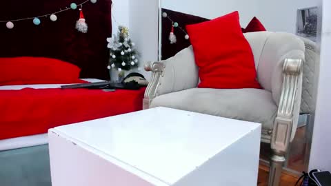 Lady godss online show from 12/20/24, 11:37