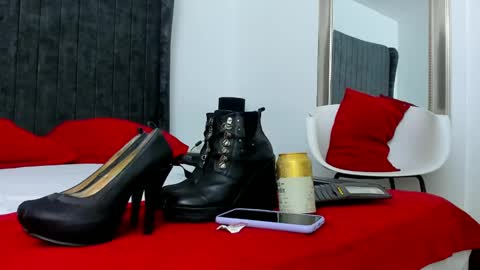 Lady godss online show from 01/10/25, 03:39