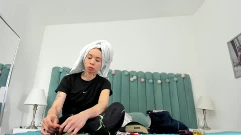 Lady godss online show from 01/13/25, 02:50