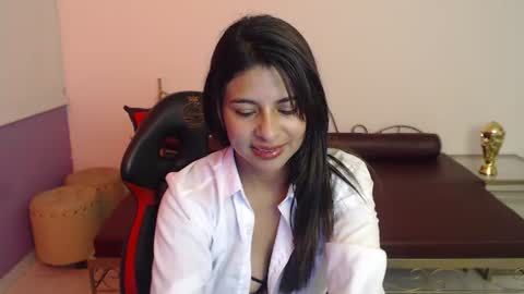 Snapshot of lady_isabella_ chatting on 07/07/26, 01:26 Lady Isabella online show from 07/07/26, 01:26