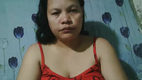 Snapshot of lady_love063 chatting on 01/12/25, 01:05 lady_love063 online show from 01/12/25, 01:05