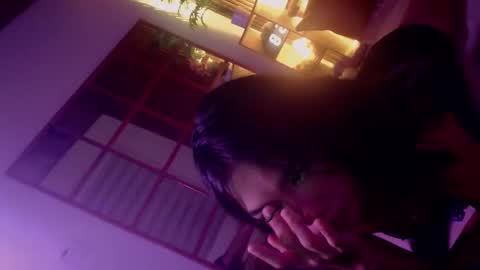 Snapshot of lady_mari69 chatting on 10/28/25, 04:09 lady_mari69 online show from 10/28/25, 04:09