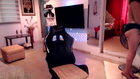 M MMY online show from 01/24/25, 06:24