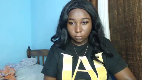 Snapshot of lady_twerky chatting on 01/15/25, 02:24 Maya online show from 01/15/25, 02:24