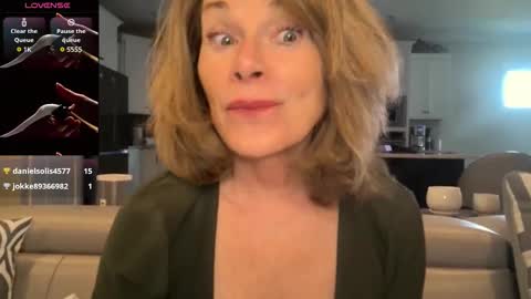 Ladybabs online show from 03/17/26, 06:00