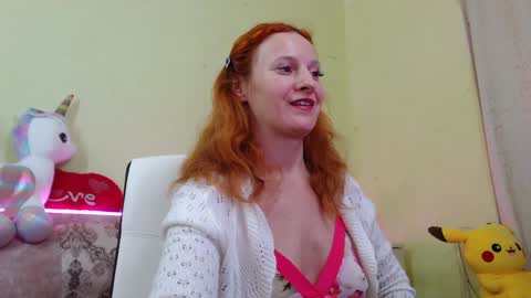 Sima Ladybigsmile online show from 02/09/25, 12:39