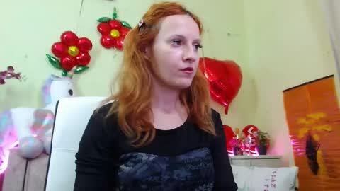 Sima Ladybigsmile online show from 02/19/25, 04:23