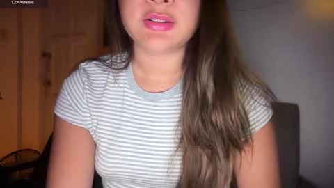 Aria online show from 12/01/25, 07:02